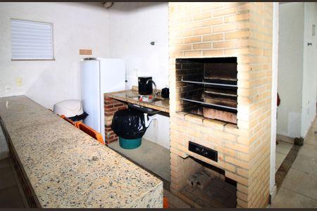 Apartamento para alugar com 62m², 2 quartos e 1 vagaÁrea comum - Churrasqueira