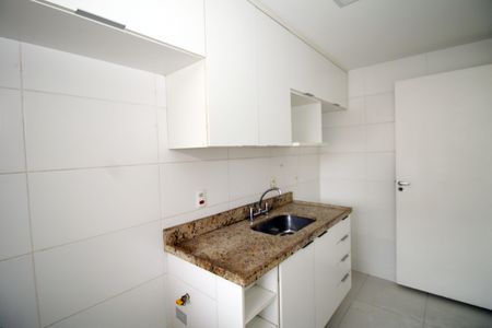 Apartamento para alugar com 62m², 2 quartos e 1 vagaCozinha