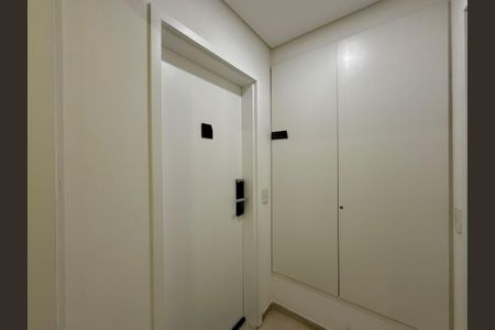 Apartamento à venda com 132m², 3 quartos e 3 vagas Apartamento à venda com 132m², 3 quartos e 3 vagasHall Serviço Apartamento