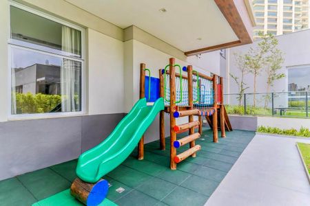 Apartamento à venda com 132m², 3 quartos e 3 vagas Apartamento à venda com 132m², 3 quartos e 3 vagasPlayground