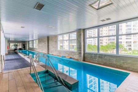 Apartamento à venda com 132m², 3 quartos e 3 vagas Apartamento à venda com 132m², 3 quartos e 3 vagasPiscina