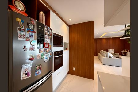 Apartamento à venda com 132m², 3 quartos e 3 vagas Apartamento à venda com 132m², 3 quartos e 3 vagasCozinha