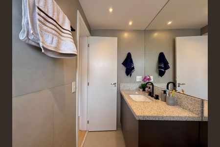 Apartamento à venda com 132m², 3 quartos e 3 vagas Apartamento à venda com 132m², 3 quartos e 3 vagasBanheiro Suíte 3