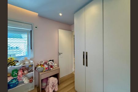 Apartamento à venda com 132m², 3 quartos e 3 vagas Apartamento à venda com 132m², 3 quartos e 3 vagasSuíte 2