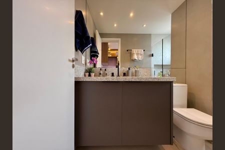 Apartamento à venda com 132m², 3 quartos e 3 vagas Apartamento à venda com 132m², 3 quartos e 3 vagasBanheiro Suíte 3