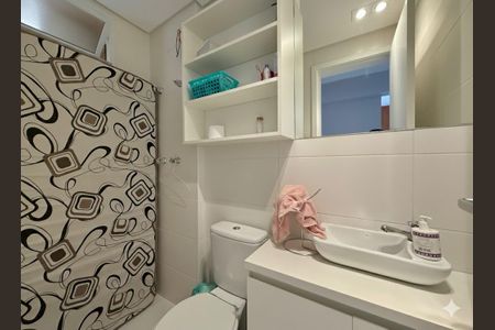 Apartamento à venda com 132m², 3 quartos e 3 vagas Apartamento à venda com 132m², 3 quartos e 3 vagasBanheiro de Serviço