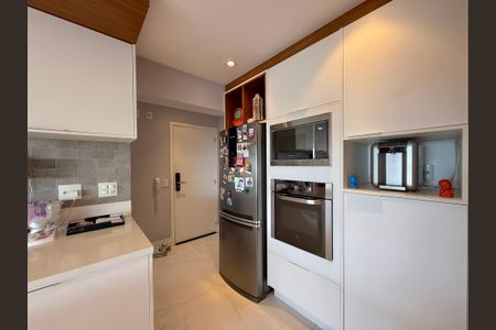 Apartamento à venda com 132m², 3 quartos e 3 vagas Apartamento à venda com 132m², 3 quartos e 3 vagasCozinha