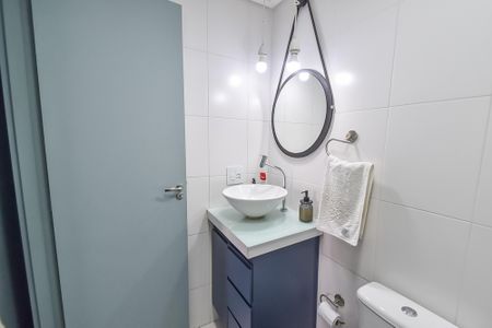 Apartamento à venda com 70m², 2 quartos e 1 vagaBanheiro da suíte