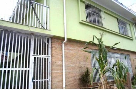 Casa à venda com 230m², 3 quartos e 3 vagas