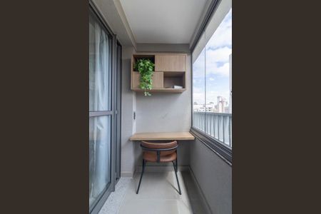 Studio para alugar com 25m², 1 quarto e sem vagaVaranda