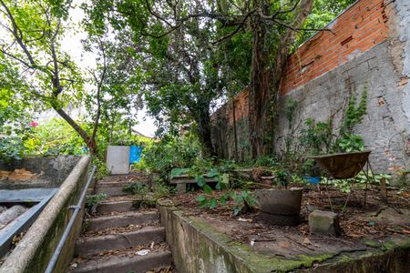 Casa à venda com 240m², 3 quartos e 2 vagasQuintal