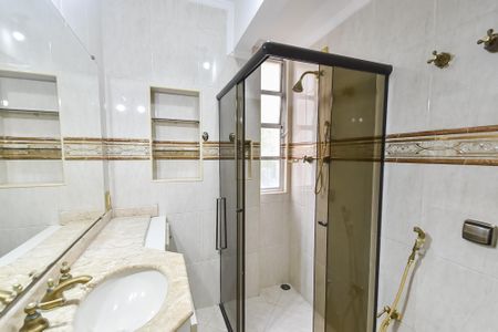 Apartamento para alugar com 133m², 3 quartos e 1 vaga Apartamento para alugar com 133m², 3 quartos e 1 vagaBanheiro