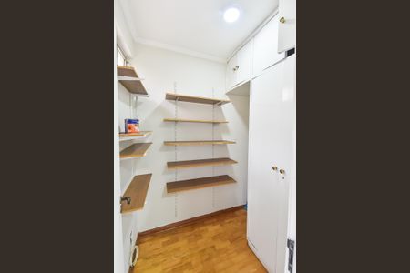 Apartamento para alugar com 133m², 3 quartos e 1 vaga Apartamento para alugar com 133m², 3 quartos e 1 vagaQuarto de serviço