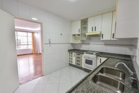 Apartamento para alugar com 133m², 3 quartos e 1 vaga Apartamento para alugar com 133m², 3 quartos e 1 vagaCozinha