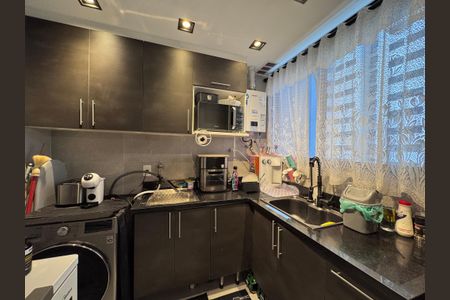 Apartamento à venda com 80m², 2 quartos e 1 vagaCozinha e Área de Serviço