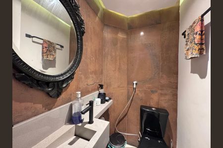 Apartamento à venda com 80m², 2 quartos e 1 vagaLavabo