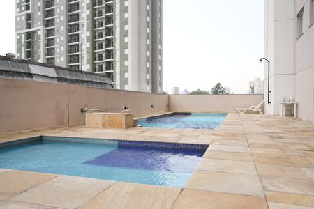 Apartamento à venda com 42m², 2 quartos e 1 vagaÁrea comum - Piscina