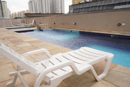 Apartamento à venda com 42m², 2 quartos e 1 vagaÁrea comum - Piscina