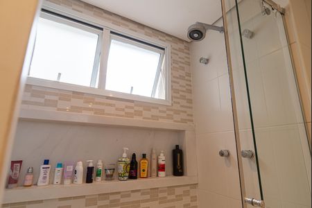 Apartamento à venda com 136m², 3 quartos e 2 vagas Apartamento à venda com 136m², 3 quartos e 2 vagasBanheiro da Suíte