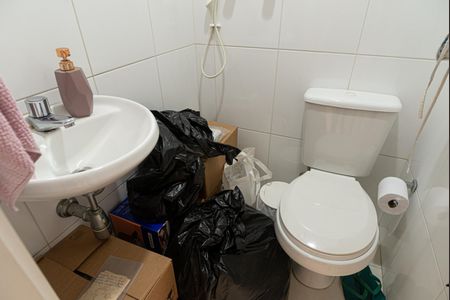 Apartamento à venda com 136m², 3 quartos e 2 vagas Apartamento à venda com 136m², 3 quartos e 2 vagasBanheiro de Serviço