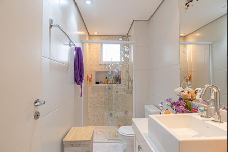 Apartamento à venda com 136m², 3 quartos e 2 vagas Apartamento à venda com 136m², 3 quartos e 2 vagasBanheiro 2