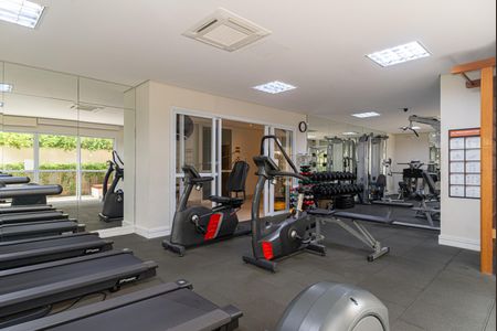 Apartamento à venda com 136m², 3 quartos e 2 vagas Apartamento à venda com 136m², 3 quartos e 2 vagasÁrea comum - Academia