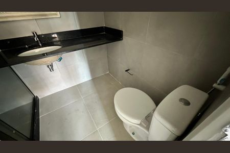 Banheiro de apartamento à venda com 1 quarto, 45m² em Recreio dos Bandeirantes, Rio de Janeiro