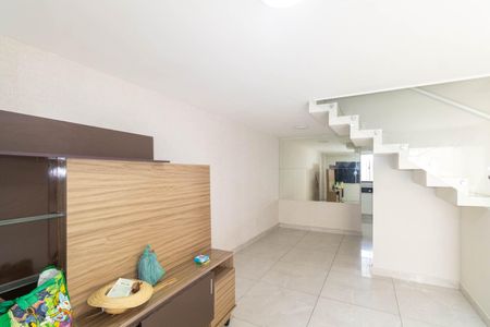 Casa para alugar com 110m², 3 quartos e 1 vagaSala