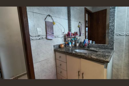 Casa de condomínio à venda com 350m², 4 quartos e 4 vagas Casa de condomínio à venda com 350m², 4 quartos e 4 vagasBanheiro da Suíte 3