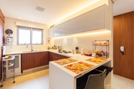 Apartamento à venda com 145m², 3 quartos e 2 vagasCozinha