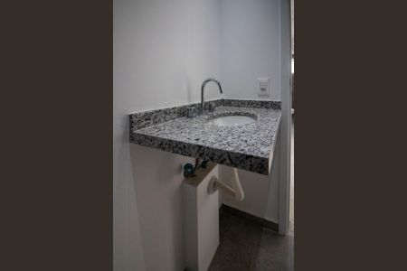 Apartamento à venda com 75m², 2 quartos e 2 vagasBanheiro Social