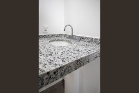 Apartamento à venda com 75m², 2 quartos e 2 vagasBanheiro Suíte 