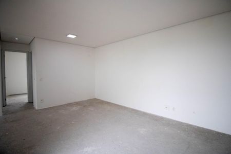 Sala de apartamento à venda com 2 quartos, 75m² em Vila Suzana, São Paulo