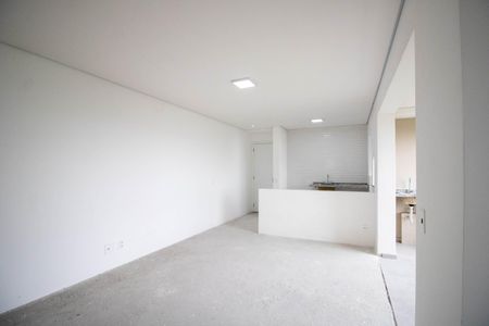 Sala de apartamento à venda com 2 quartos, 75m² em Vila Suzana, São Paulo