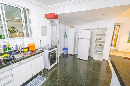 Apartamento para alugar com 190m², 3 quartos e 2 vagasCozinha