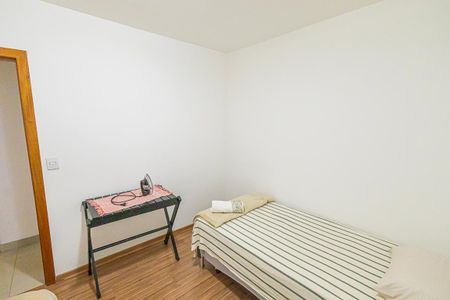 Apartamento para alugar com 190m², 3 quartos e 2 vagasQuarto 2