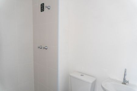 Apartamento à venda com 37m², 2 quartos e 1 vaga Apartamento à venda com 37m², 2 quartos e 1 vagaBanheiro
