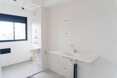 Apartamento à venda com 37m², 2 quartos e 1 vaga Apartamento à venda com 37m², 2 quartos e 1 vagaCozinha e Área de Serviço