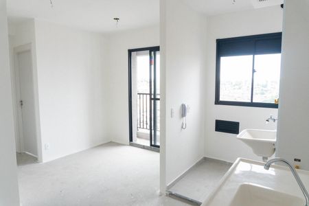 Apartamento à venda com 37m², 2 quartos e 1 vaga Apartamento à venda com 37m², 2 quartos e 1 vagaCozinha e Área de Serviço