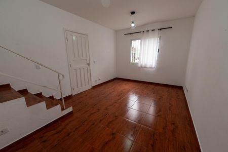 Casa de condomínio para alugar com 59m², 2 quartos e 2 vagasSala