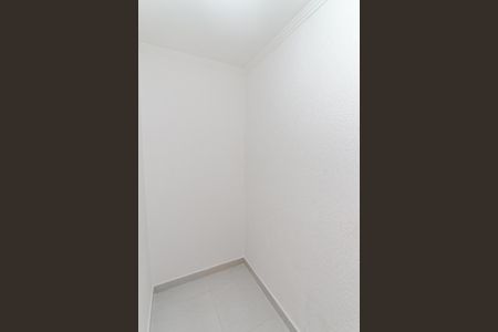 Apartamento para alugar com 38m², 2 quartos e sem vaga Apartamento para alugar com 38m², 2 quartos e sem vagaQuarto 2 - Dispensa