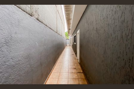 Casa para alugar com 248m², 3 quartos e 2 vagas Casa para alugar com 248m², 3 quartos e 2 vagasCorredor