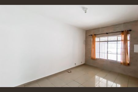 Casa para alugar com 248m², 3 quartos e 2 vagas Casa para alugar com 248m², 3 quartos e 2 vagasSala