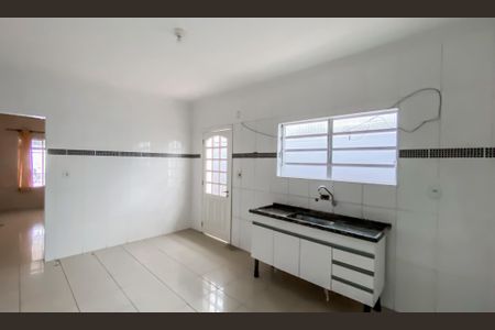 Casa para alugar com 248m², 3 quartos e 2 vagas Casa para alugar com 248m², 3 quartos e 2 vagasCozinha