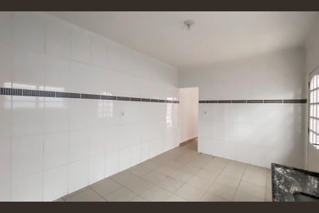 Casa para alugar com 248m², 3 quartos e 2 vagas Casa para alugar com 248m², 3 quartos e 2 vagasCozinha