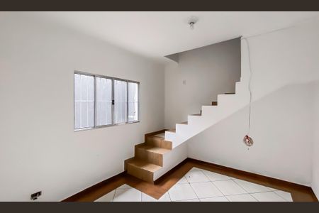 Casa para alugar com 248m², 3 quartos e 2 vagas Casa para alugar com 248m², 3 quartos e 2 vagasSala da casa 2