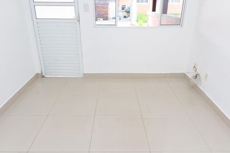 Sala de casa de condomínio para alugar com 2 quartos, 55m² em Campo Grande, Rio de Janeiro