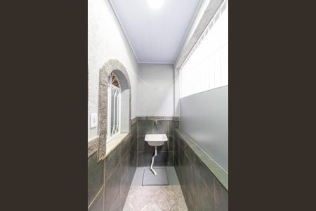 Casa para alugar com 80m², 2 quartos e sem vaga Casa para alugar com 80m², 2 quartos e sem vagaCozinha e Área de Serviço