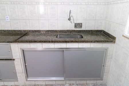 Casa para alugar com 80m², 2 quartos e sem vaga Casa para alugar com 80m², 2 quartos e sem vagaCozinha e Área de Serviço