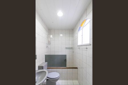 Casa para alugar com 80m², 2 quartos e sem vaga Casa para alugar com 80m², 2 quartos e sem vagaBanheiro do Quarto 1
